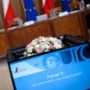 Zdjęcia z debaty nt. euro